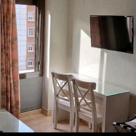 Apartamento Triana, 5 Mins Centro Sevilla Exteriör bild