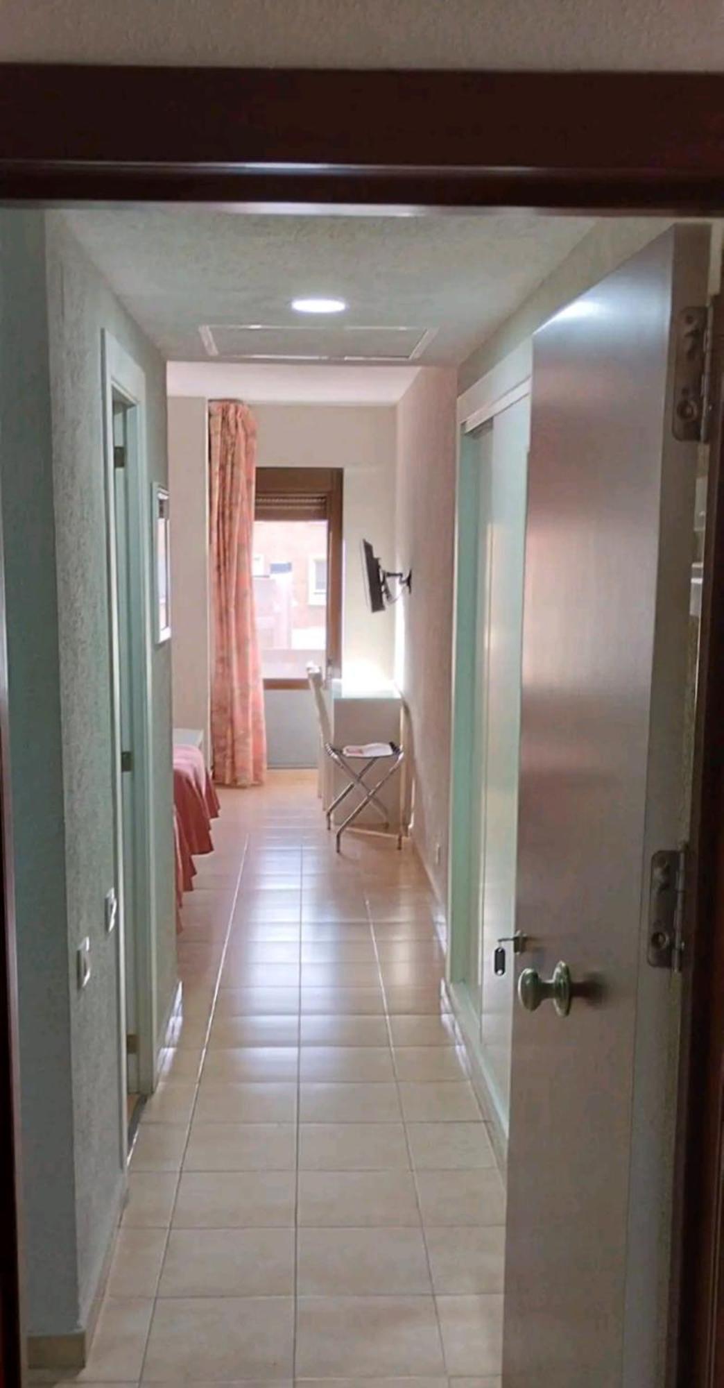 Apartamento Triana, 5 Mins Centro Sevilla Exteriör bild